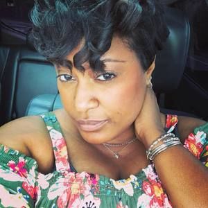 Meet your Posher, Nina